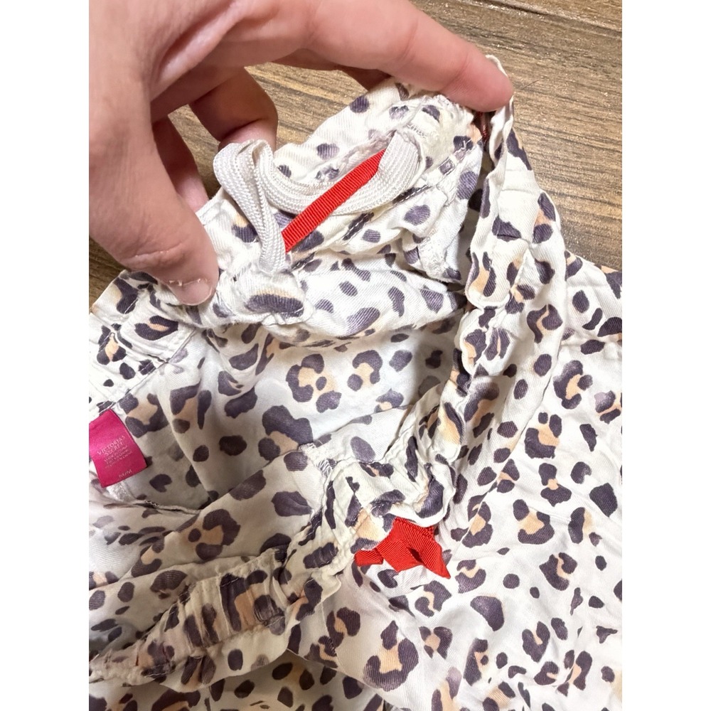 Victoria Secrets Medium Cheetah Print Vintage Button Down Set - Picture 5 of 6